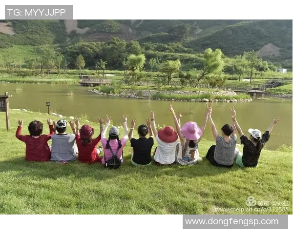 超软足球球星抱枕制作方法全解析，让你的休闲时光更加舒适与精彩