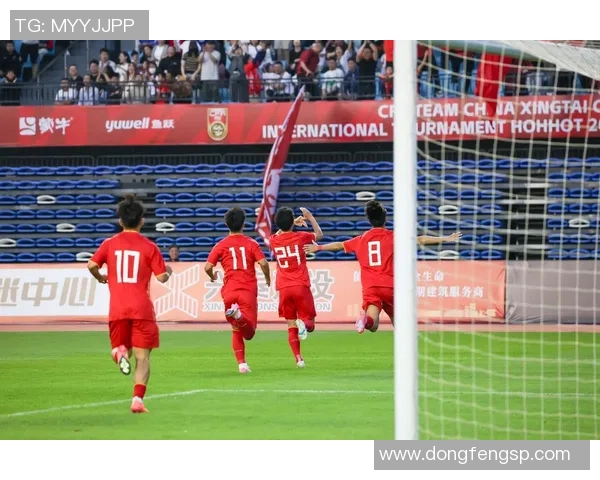 前著名足球巨星离世消息引发球迷深切缅怀追忆